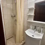 Madárles Pensión 3*
